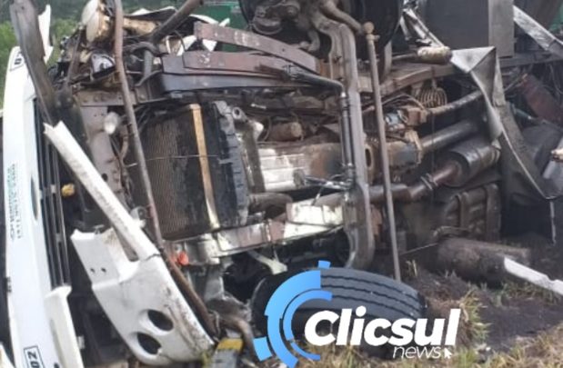 Motorista do caminhão do acidente na BR 476 não resiste e morre