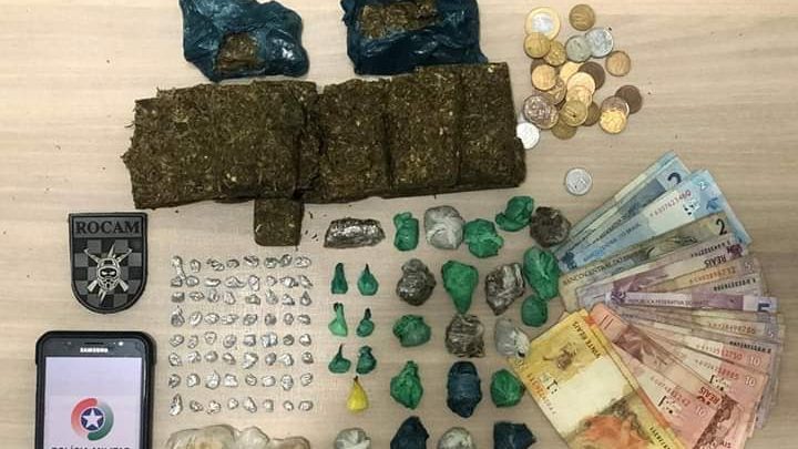 Duas pessoas são detidas por tráfico de drogas em Três Barras