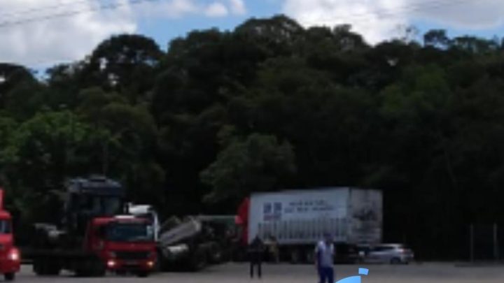 Grave acidente na BR 476 é atendido pelo Corpo de Bombeiros de São Mateus do Sul