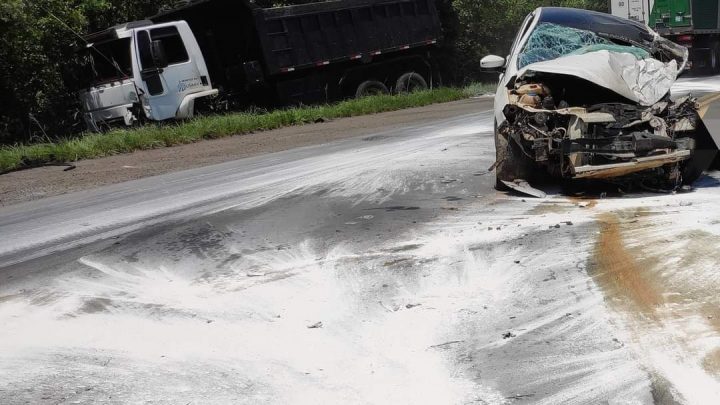 GRAVE ACIDENTE COM MORTE NA BR 476