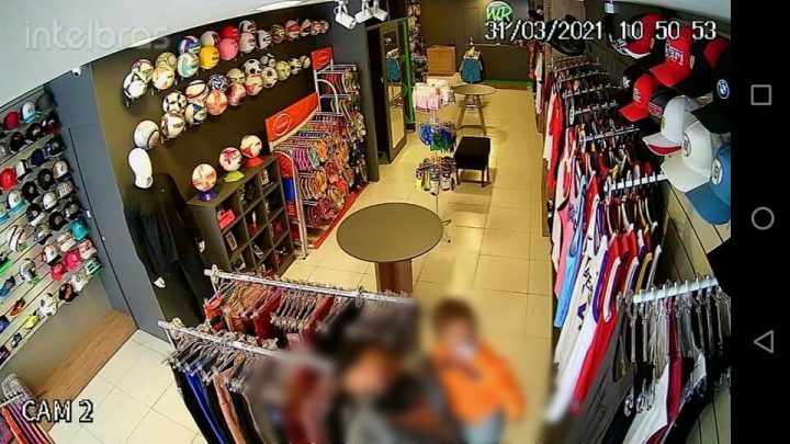 Loja é alvo de furto no centro de São Mateus do Sul