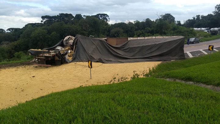 Acidente grave deixa rodovia do xisto interditada