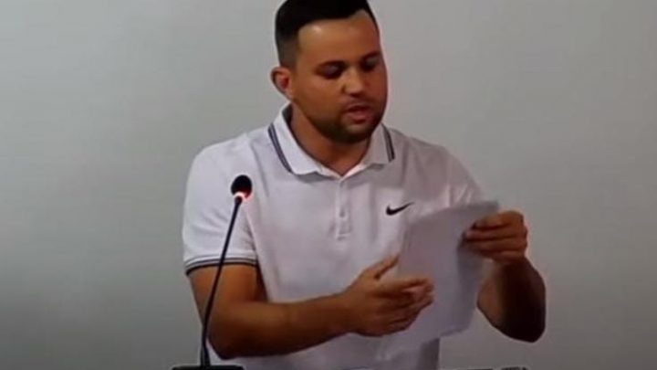 Vereador acusa secretário de Saúde de Palmeira de furar fila da vacinação