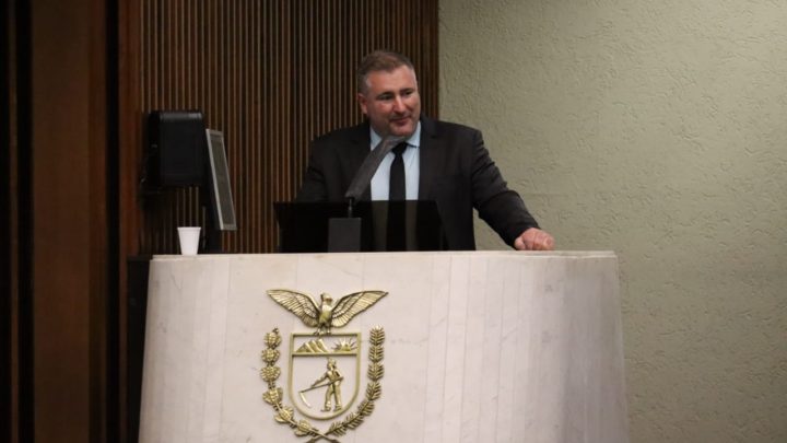 Relator do auxílio emergencial, deputado Emerson Bacil defende a aprovação do projeto