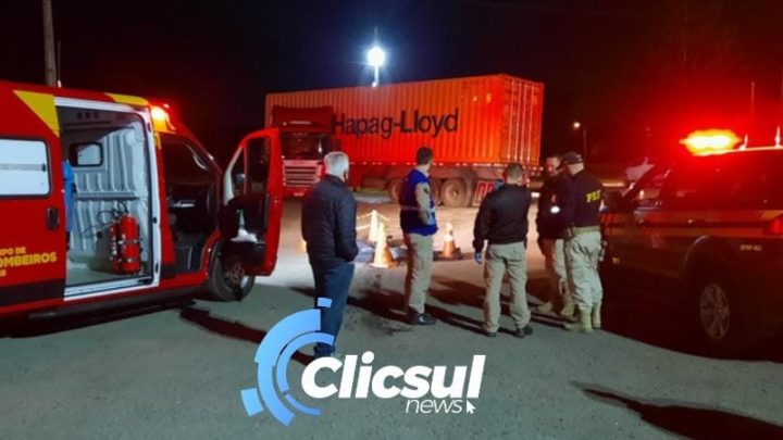 Motorista morre após a própria carreta o atropelar na BR 476 em Antônio Olinto