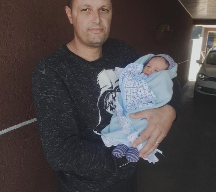 Polícial Militar de folga salva Bebê de um mês em sua casa