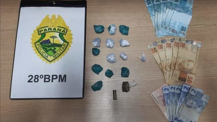 ABORDAGEM DE SUSPEITOS RESULTA EM PRISÃO E APREENSÃO DE MACONHA NA LAPA