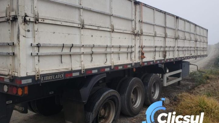 PRE recupera carreta tomada em assalto na PR 151 em São João do Triunfo