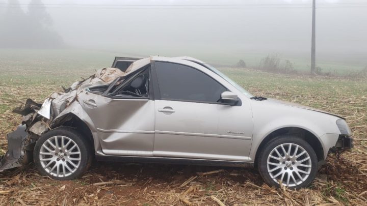 PRE atende acidente tipo capotamento na PR 151 em São Mateus do Sul