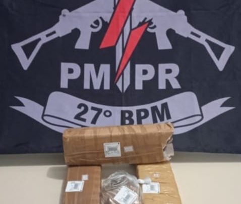 ROTAM APREENDE RAPAZ COM QUASE 3 KG DE MACONHA NA VILA AMARAL