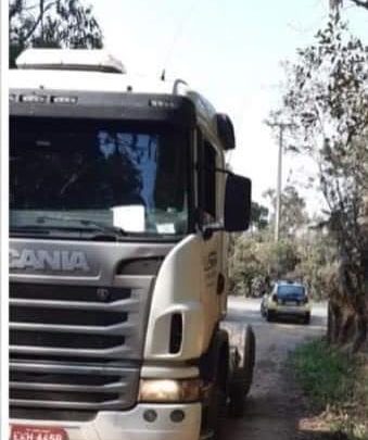 POLÍCIA MILITAR RECUPERA CAMINHÃO ROUBADO