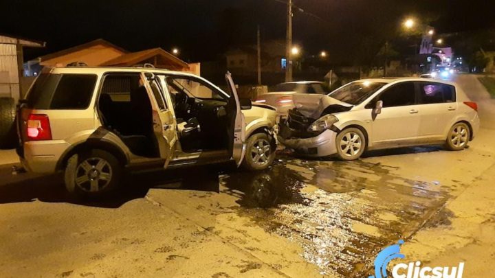 Colisão envolvendo dois veículos deixa três feridos em São Mateus do Sul