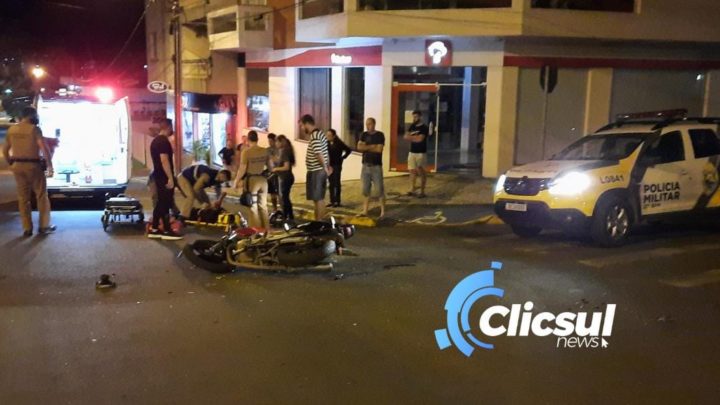 Bombeiros e PM atendem grave acidente envolvendo motocicleta no centro de São Mateus do Sul