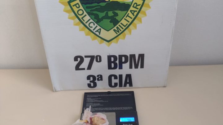 Jovem é apreendido pela ROTAM com drogas no bairro Bom Jesus