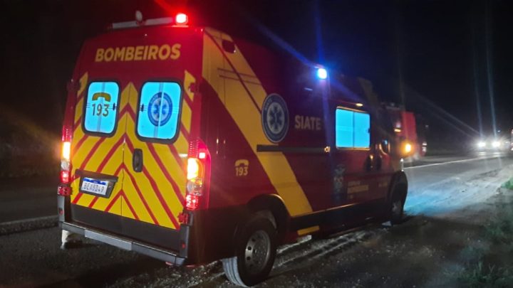 Bombeiros atendem queda de moto na BR 476