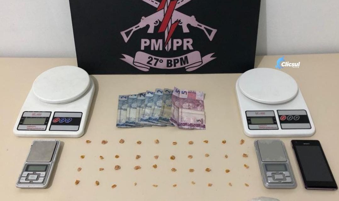 ROTAM APREENDE DROGAS EM PONTO DE TRÁFICO NA VILA AMARAL