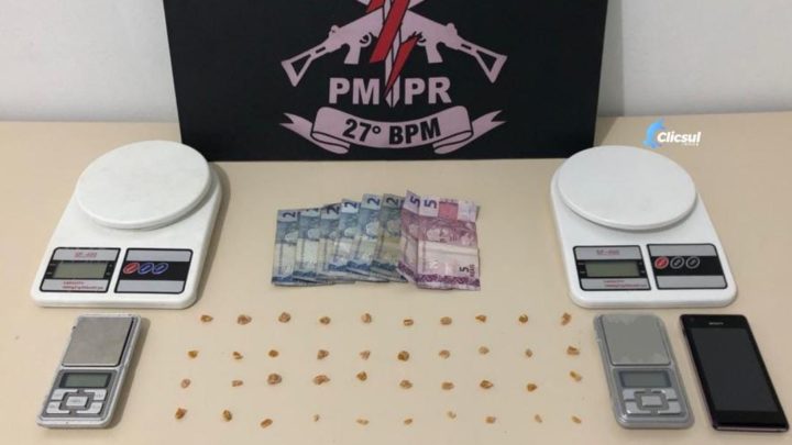 ROTAM APREENDE DROGAS EM PONTO DE TRÁFICO NA VILA AMARAL