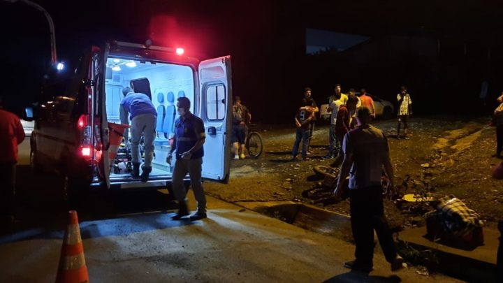 Bombeiros e PRF atendem acidente envolvendo motocicleta e carro na BR 476 em São Mateus do Sul