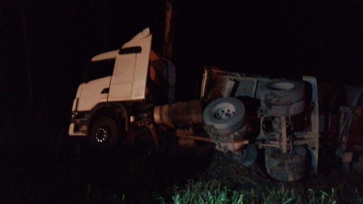 PRF atende saída de pista na BR 476