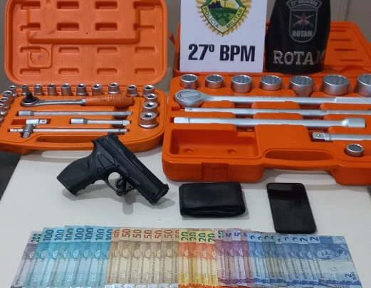 Assaltantes de mercado em São Mateus do Sul são presos em uma ação de policial