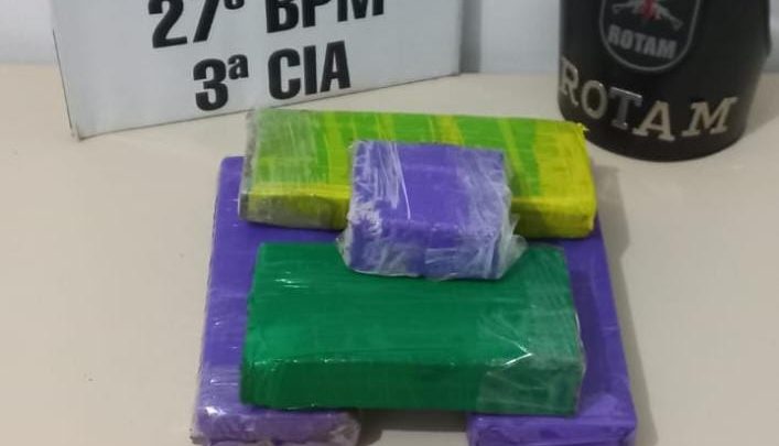ROTAM faz apreensão de drogas com casal acusado de tráfico em São Mateus do Sul